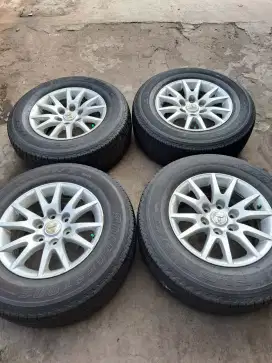 Velg ban mobil pajero ring 17