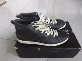 Macbeth London BC Leather