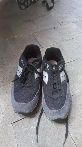 Saucony size 38