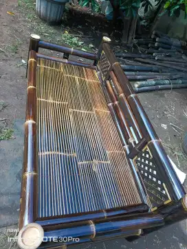 Jual bale dan kursi dr bambu hitam asli