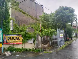 Dijual tanah kavling posisi Hook sebrang pintu keluar gajah mada plaza