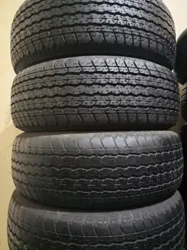 R17 255 65 bridgestone dueler 4pcs