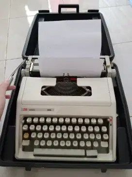 Mesin Tik TA Royal