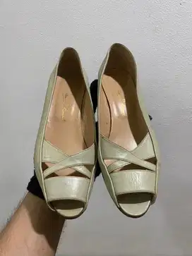 Sepatu Heels aigner original size 37