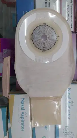 Kantong kolostomi colostomy bag