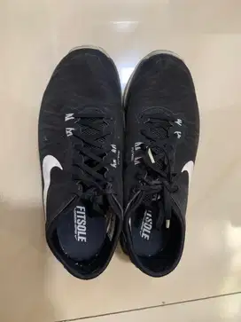 Sepatu Nike Ori