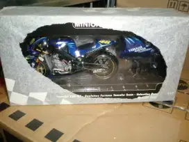 Diecast vr46 mainan yamaha motogp