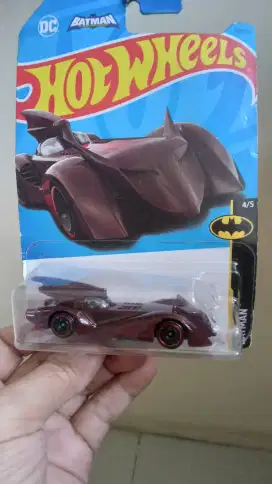 BATMOBILE  Hotwheels