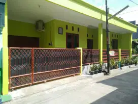 Dijual cepat rumah cantik 2 lt, Taman  Galaxy, Bekasi Selatan.
