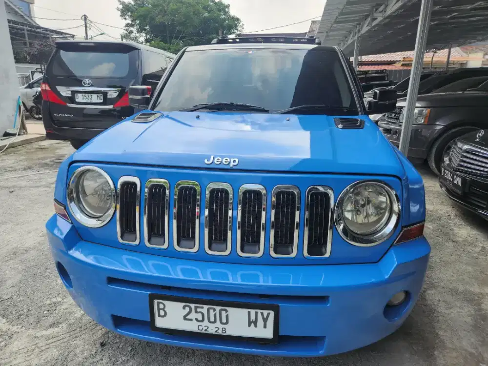Jeep patriot 2010 AT 4x4  sunroof