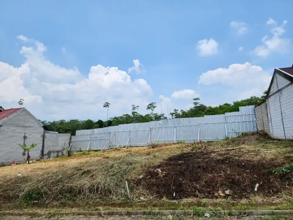 Kavling di dalam Cluster Dawung Residence