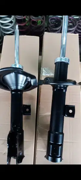 Shock absorber buat mobil Delica depan copotan Masi bagus