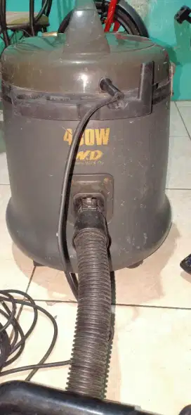 Vacum cleaner Merk Sanyo 480 whatt