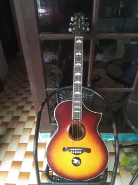 Di jual gitar GILLMORE original