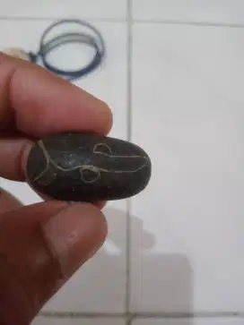 Batu hitam krikil natural alami