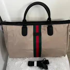 Travel bag atau tas minggat