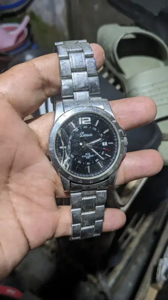 jam tangan DAIWA hidup tapi minus