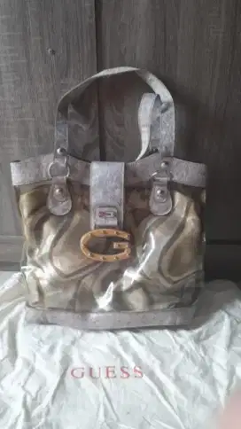 Tas Guess Bekas