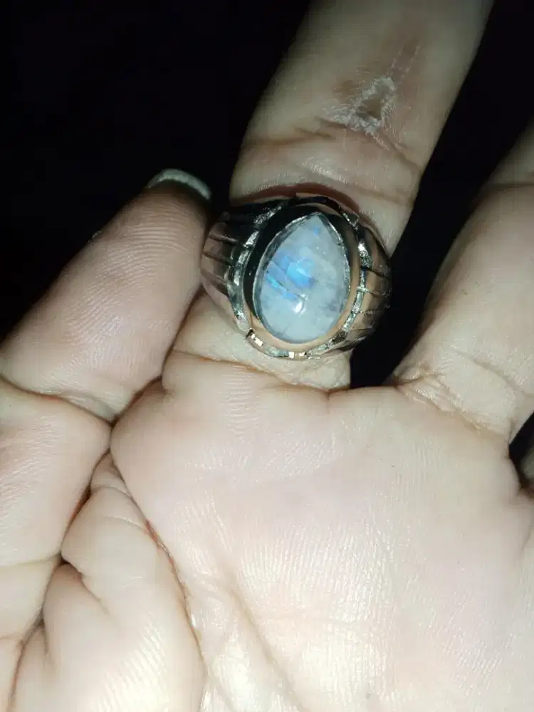 Natural Widuri bulan(moon stone)