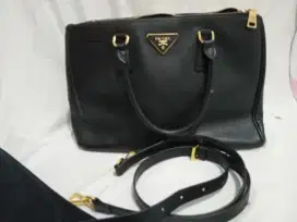 Prada bag leather