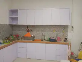 LEMARI DAPUR GANTUNG / KITCHEN SET GANTUNG BAHAN KAYU HPL