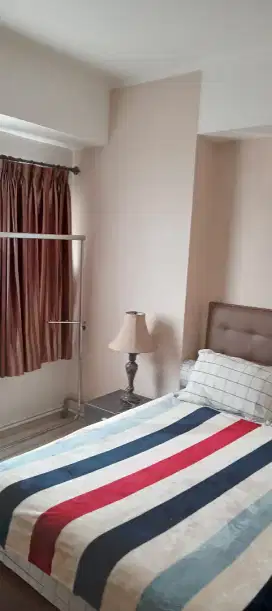 Apartemen dg ruang tamu disewakan di cikarang dekat tol nyaman