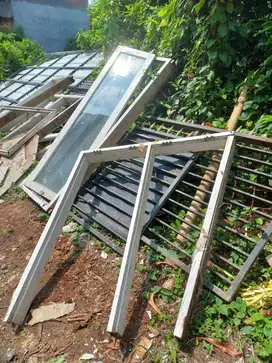 Jual jendela kayu bekas