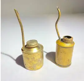 Pajangan vintage corong minyak 2pcs