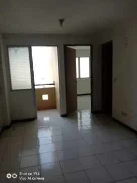 Disewakan apartemen palm mansion semi furnished 2 kamar di kalideres