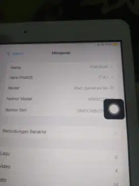 Ipad Gen 7 white tuker tukar tt bt barter mahar ada minus
