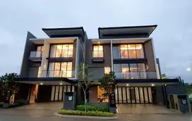 Dijual Rumah Mewah Jalan BSD Grand Boulevard Tangerang Banten