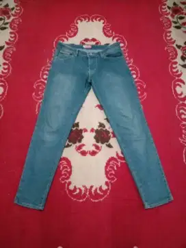 Celana Jeans Wanita Lozio