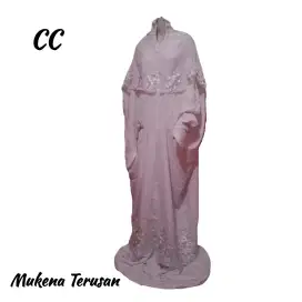 Mukena terusan putih