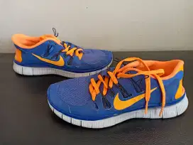 Sepatu Nike free 5.0