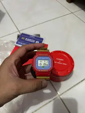 Gshock DW-5600SMB-4DR x Super Mario Bros