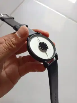 Jam Tangan Analog Minimalis Modern