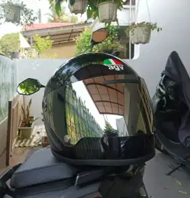 Helm AGV X3000 Legends