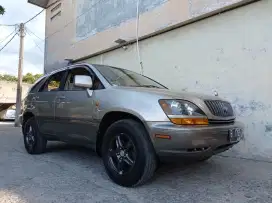 Toyota Harrier gen 1 AWD TRIPTONIC mulus mobil rawatan