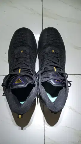 SEPATU BASKET ARDILES VISION HITAM