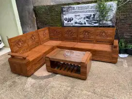 Kursi sudut koper