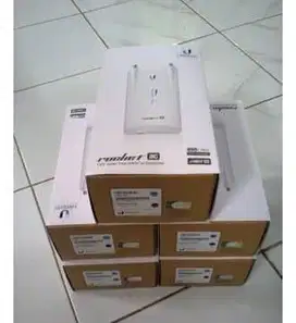 UBIQUITI R5AC-LITE Rocket M5 AC Lite