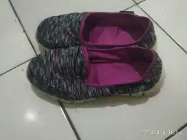 Sepatu merk airwalk