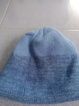 kupluk merk Eiger ( Ori ) warna biru