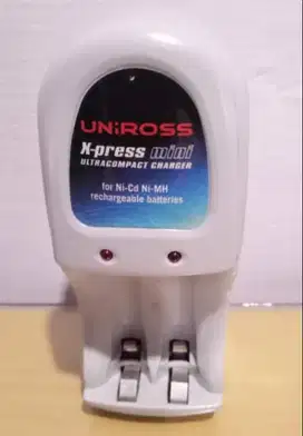 Uniross Xpress Mini UltaCompact Charger - Second