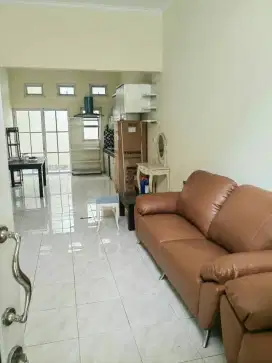 Dijual Rumah Semi Furnished Citra Gran Cibubur