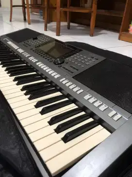 Kibord Yamaha S 970