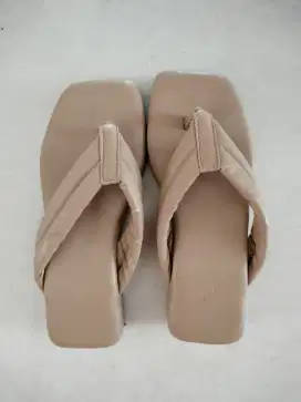 Sandal baru model sesuai foto uk. 40