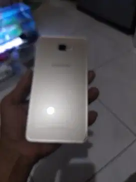 Bismillah jual berkah apa ada nya hp samsung A9 pro 2015 ram 4/32