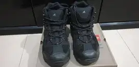 Sepatu Arei Volga Shoes Light Hiking Boots ukuran 41 cuma jarang pakai