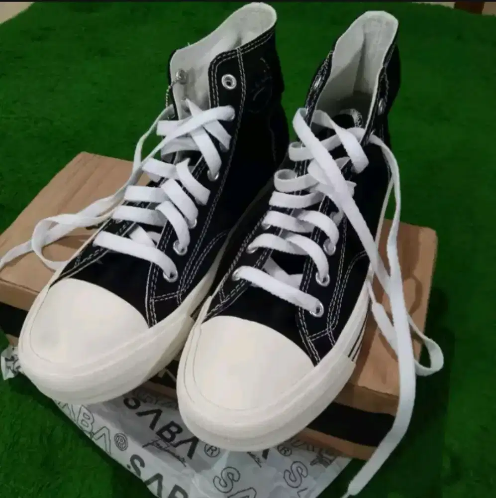 Sepatu Saba Vintage High